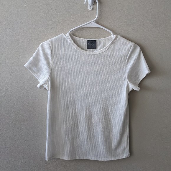 Olivia Rae Tops - Olivia Rae - White Ribbed Cropped T-Shirt-  Size Medium